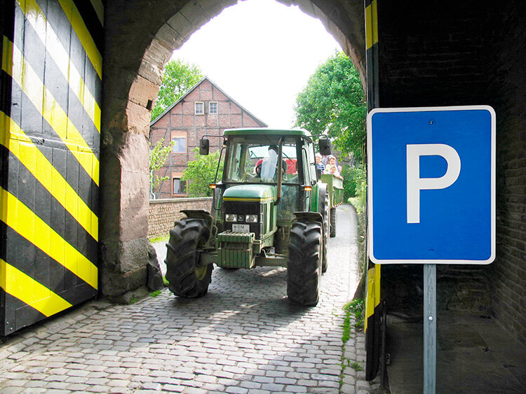 Anfahrt und Parken